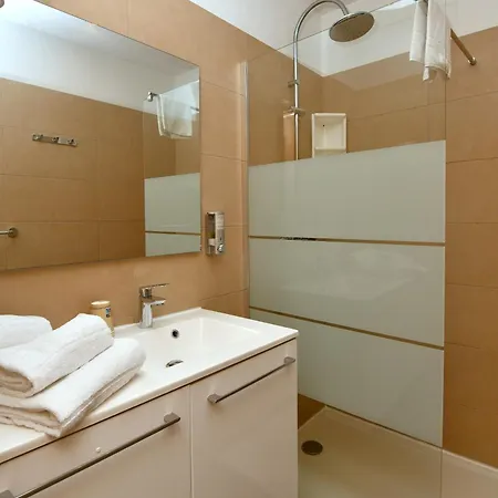Calvi Appart Hotel Apart Otel 4*