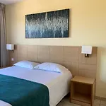 公寓式酒店 卡尔维酒店 4*
