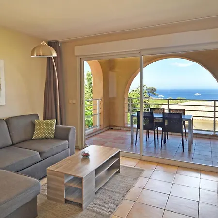 Résidence, Apart-hotel 4*