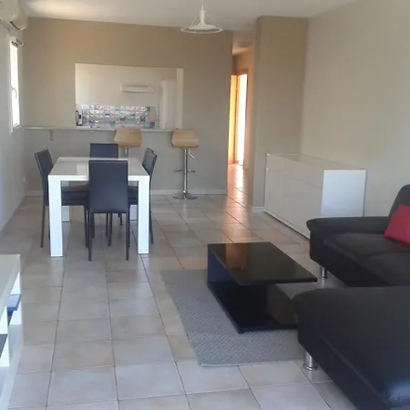 Ξενοδοχείο με διαμερίσματα Calvi Appart Hotel 4*