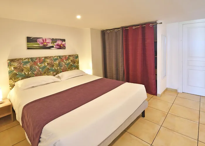Апарт-отель Calvi Appart Hotel 4*