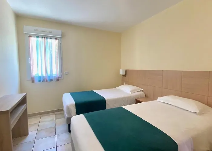 Calvi Appart Hotel Апарт-отель 4*