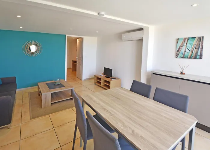 Calvi Appart Hotel 4*