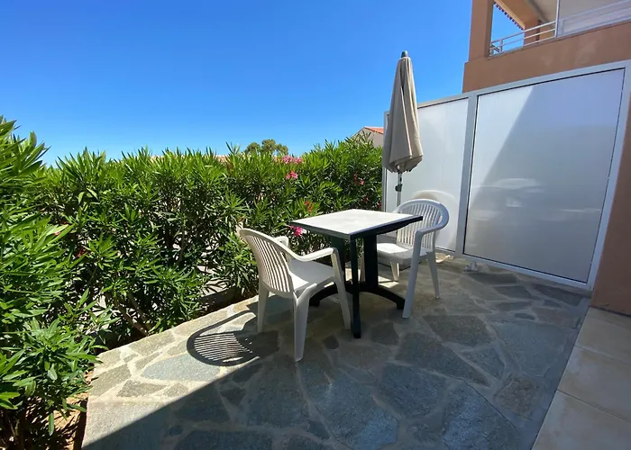 Calvi Appart Hotel 4* Кальви