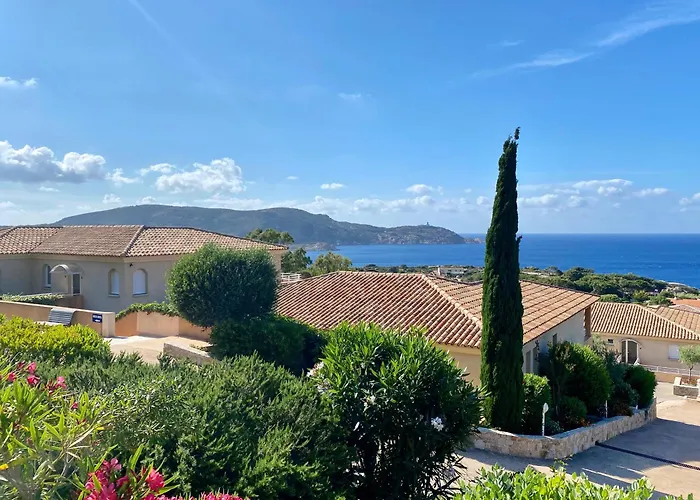Апарт-отель Calvi Appart Hotel Кальви