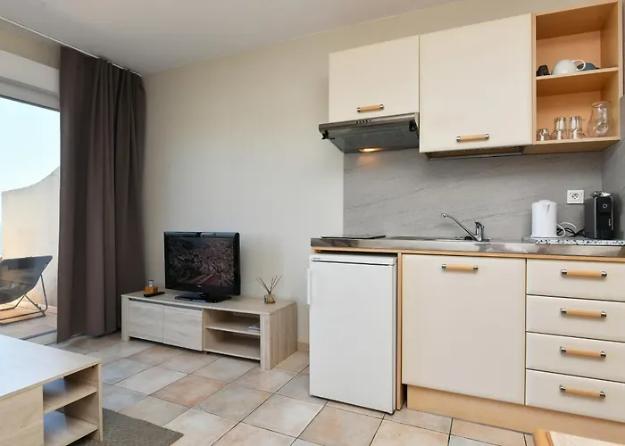 Calvi Appart Hotel Апарт-отель