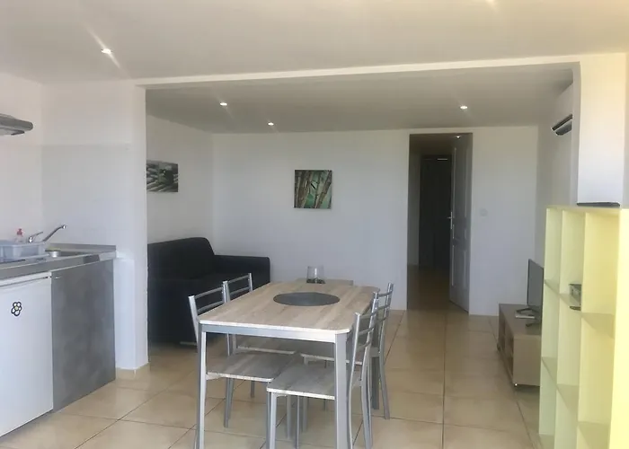 Calvi Appart Hotel Кальви